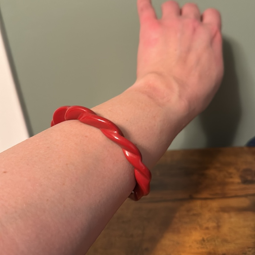 Vintage Plastic Bangle Bracelet, Red, Twisted, Braided, Curvy, Retro, Boho